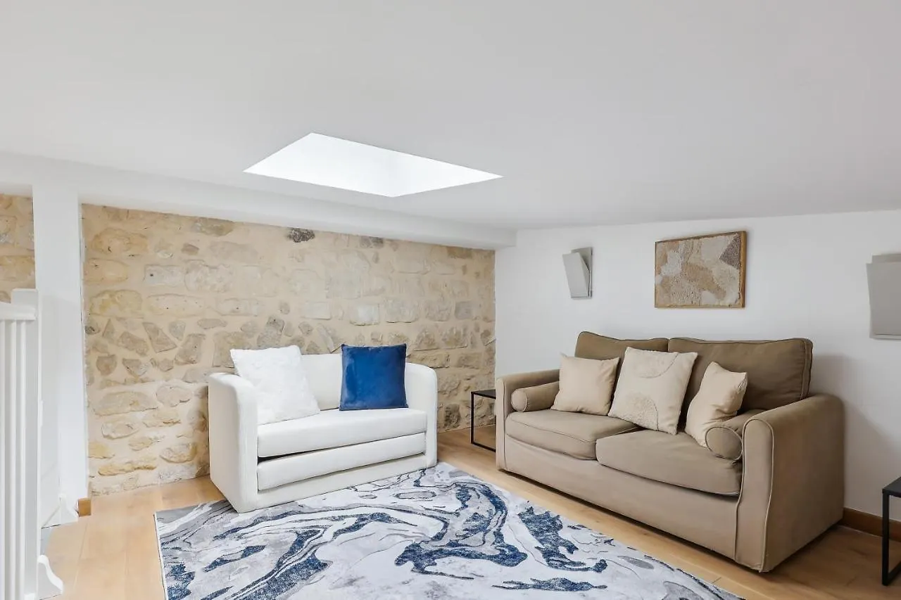 Apartment Luxury Living: Appartement Contemporain By Weekome Paris